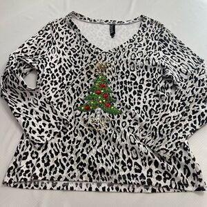 BEREK Leopard Christmas Tree Embellished Top Long Sleeve Shirt Blouse Sz Medium